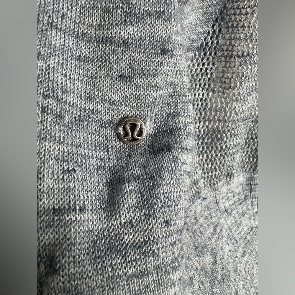 Lululemon Calm and Collected Wrap Heathered Sailboat Blue Size Medium - Picture 8 of 8